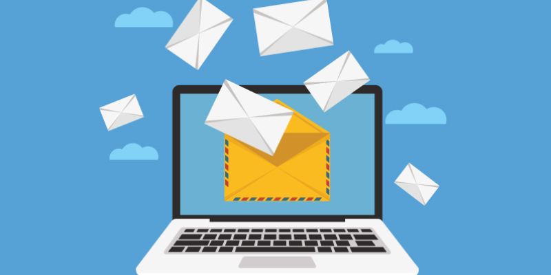 Liên hệ trang chủ bằng email được yêu thích